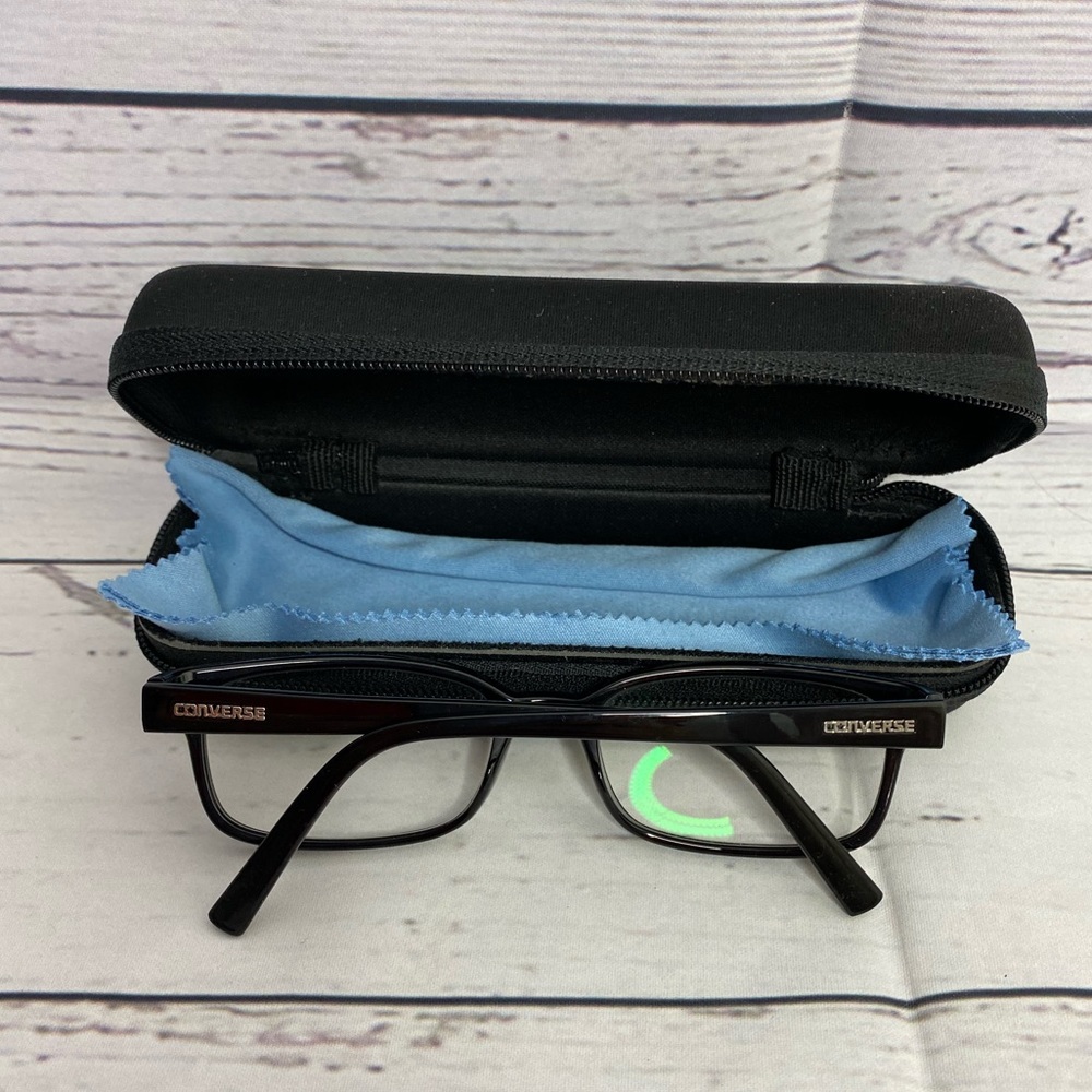 Converse Glasses 👓 and Case